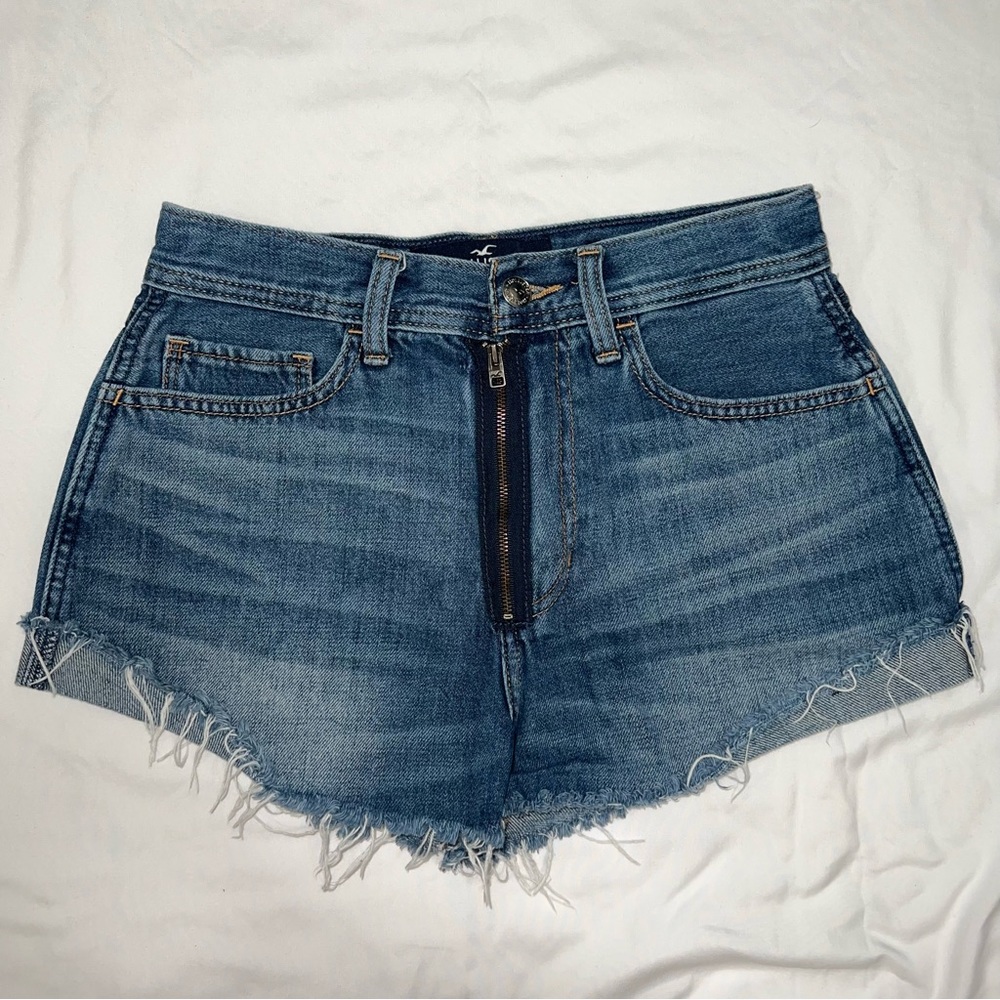 Hollister High Rise Vintage Shorts